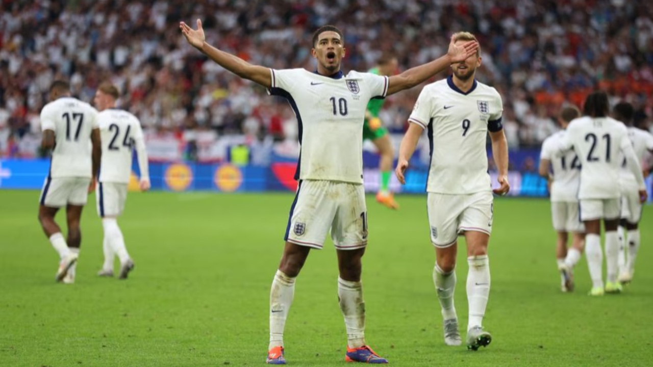 Bellingham mban në lojë “Tre Luanët”, Anglia barazon në “frymën e fundit” ndaj Sllovakisë