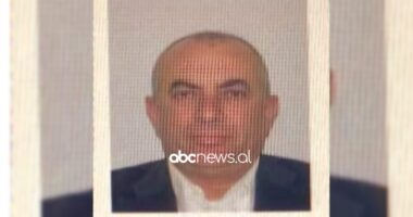 Fier/ I dënuar me 25 vite burg, arrestohet Pjetër Paçani, u kap me 3 kallashnikovë në makinë