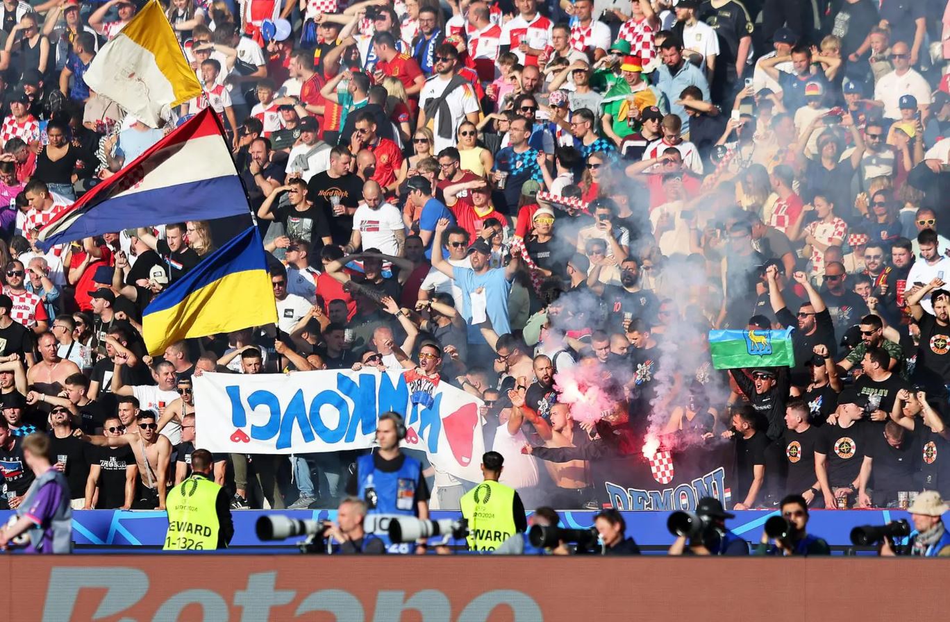Shkak bëhet sjellja e pahijshme e tifozëve, UEFA gjobit Federatën Kroate