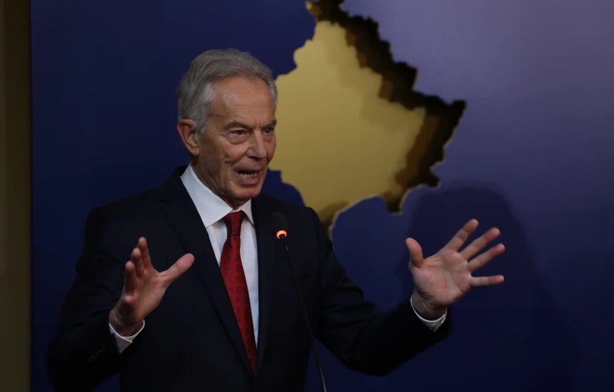 Tony Blair krah Osmanit: Jam këtu për ta përgëzuar popullin e Kosovës