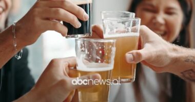 Alkool që 15 vjeç/ OBSH: E kanë konsumuar rreth gjysma e djemve