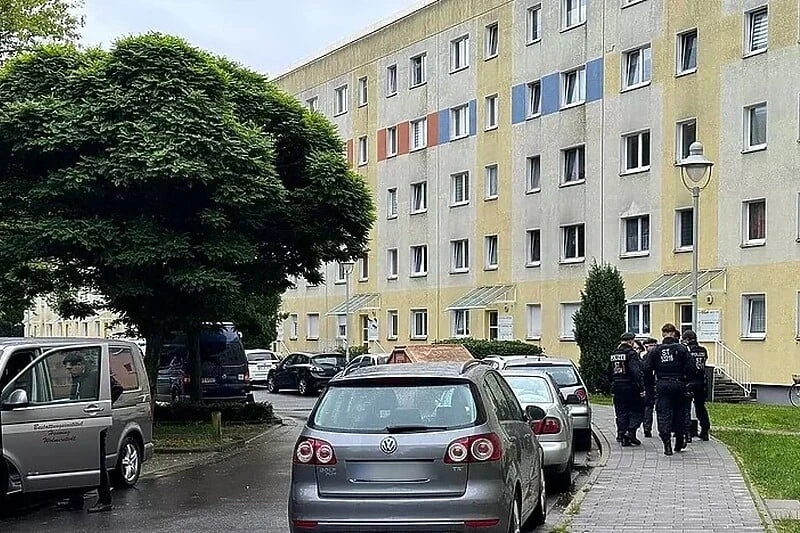 Tjetër sulm me thikë në Gjermani, policia ekzekuton agresorin