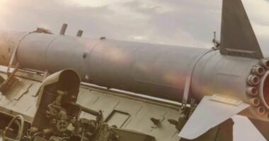 Rusia sulmon me dronë dhe raketa infrastrukturën energjetike të Ukrainës, 2 të plagosur