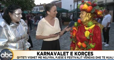 Karnavalet e Korçës/ Qyteti vishet me ngjyra, pjesë e festivalit vendas dhe të huaj