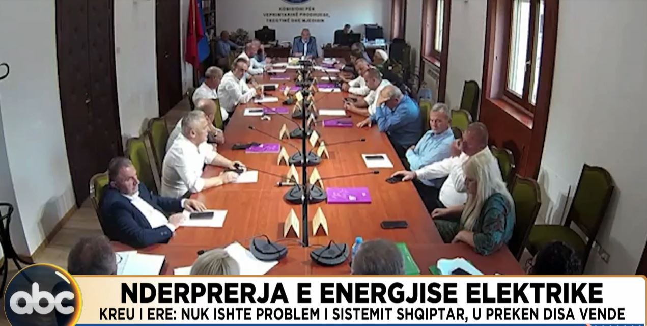 Ndërprerja e energjisë elektrike/ Kreu i ERE: Nuk ishte problem i sistemit shqiptar, u prekën disa vende