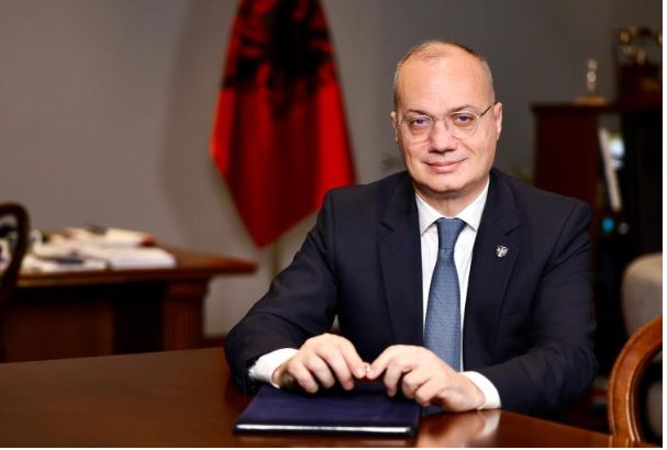 Igli Hasani në krye të OSBE?/ Qeveria shqiptare propozon emrin e ministrit të jashtëm