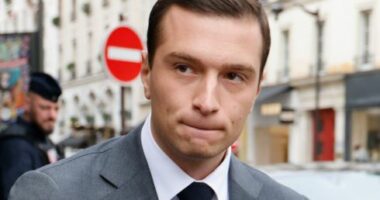 “Jo raketa në Ukrainë”, Jordan Bardella: Do fillojmë programin e riarmatimit të Francës