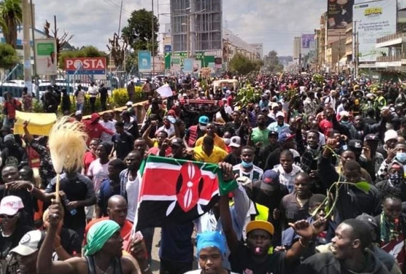 Dhuna e paprecedentë në Kenia, 23 të vdekur