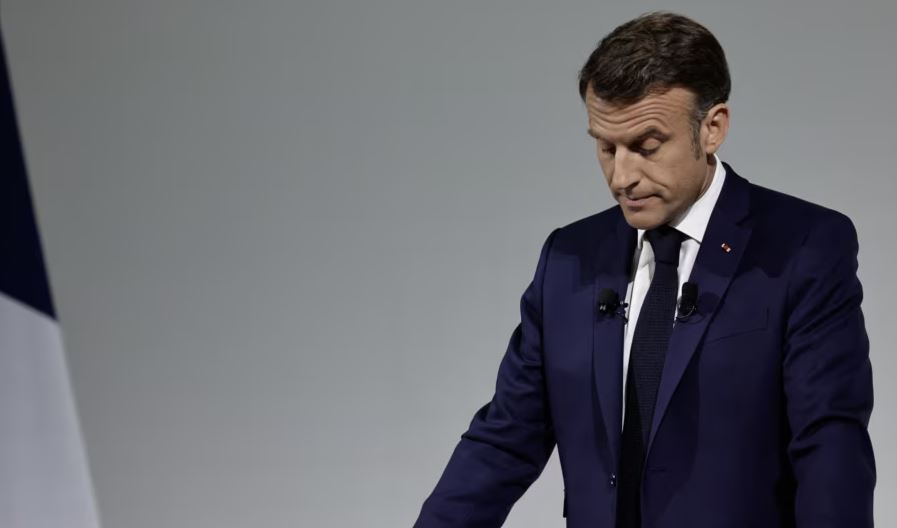 Macron, thirrje poltikanëve të moderuar të mobilizohen për të fituar ndaj së djathtës ekstreme