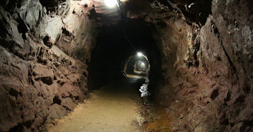 Punëtori humbi jetën në minierën e Bulqizës/ Shkak shembja e një masivi gurësh, procedohen teknikët dhe brigadieri