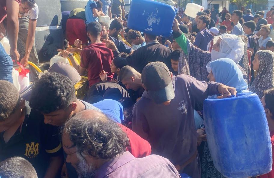 UNRWA: Njerëzit në Gaza nuk kanë mjaftueshëm ujë të pijshëm