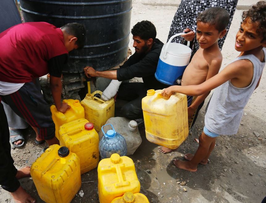 UNRWA jep alarmin për rrezikun e sëmundjeve në Gaza