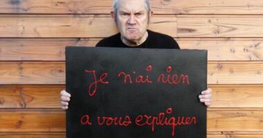 Artisti francez vetëvritet pas ndarjes nga jeta të bashkëshortes së tij