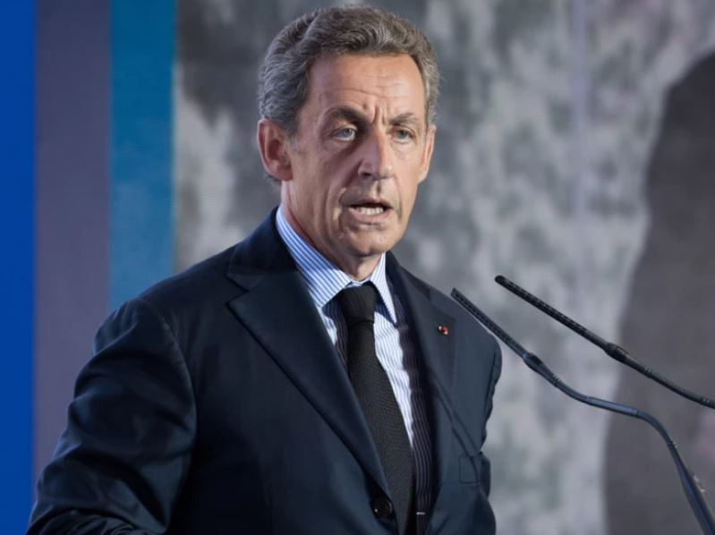 Sarkozy kritikon Macron për mbajtjen e zgjedhjeve të parakohshme, paralajmëron “kaos”