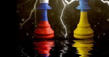 Rusia lëshon ​​urdhër-arresti për dy ish-zyrtarë ukrainas