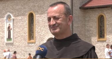 Simbolika e festës së “Shna Ndout”/ Flet Prifti Gjurashaj: Mesazhet lidhen me sakrificën për të tjerët