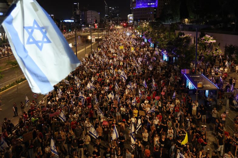 Protesta në Izrael, kërkohet kthimi i pengjeve të mbetura dhe zgjedhje të reja