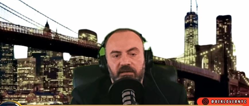 Shqiptari me podcastin e famshëm në SHBA: E krijova kur daja im u nda nga jeta, humba gjithçka