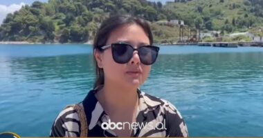 Të huajt zgjedhin Sazanin dhe Karaburunin, destinacionet kryesore për këtë sezon veror në Vlorë