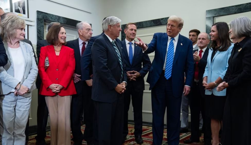 Presidencialet në SHBA, Donald Trump takime në Kapitol me ligjvënës republikanë