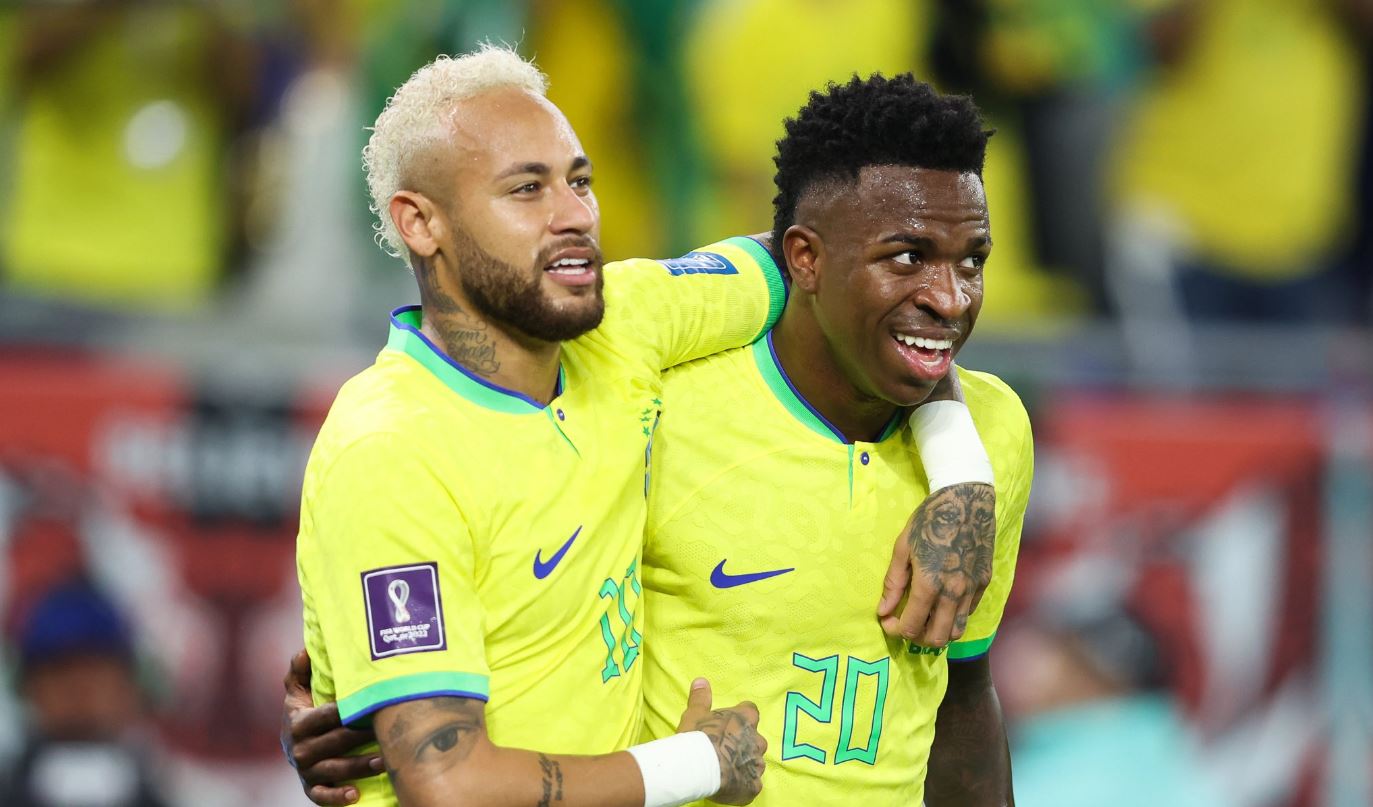 Neymar flet me bindje: Topi i Artë është i Vinicius Jr