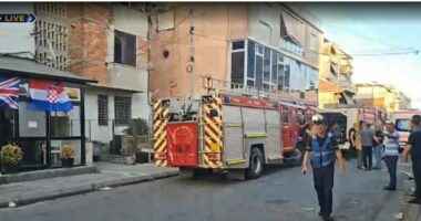 Shkodër, vihet nën kontroll zjarri në tregun e rrobave të përdorura
