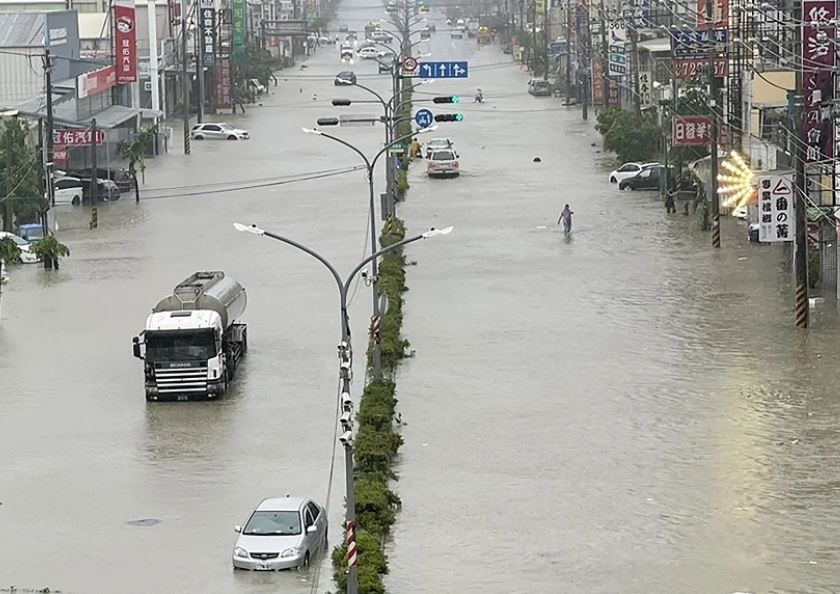 Tajfuni Gaemi godet Tajvanin dhe Filipinet, 23 të vdekur dhe 9 të zhdukur