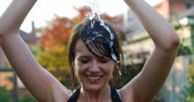 Temperaturat “përvëluese”/ Rritje rekord e shitjes së kondicionerëve dhe e kërkesës për energji në botë