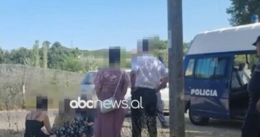 Humbën rrugën dhe mbetën të bllokuar në mal/ Policia shpëton 5 turistët nga Gjermania