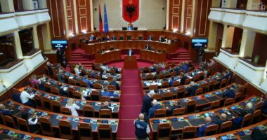 Deklarata për ligjin e luftës/ Xhaferaj: Lajthitje! Idrizi: Parlamenti grek të mbështesë përpjekjet e qeverisë së saj