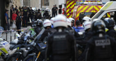 Izraeli paralajmëron Francën për sulme të mundshme terroriste