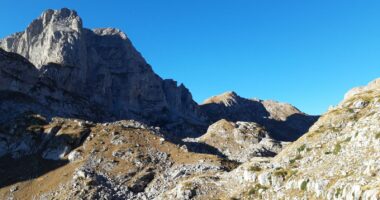 Ra në greminë në Valbonë/ Policia: Humb jetën shtetasi nga Kosova