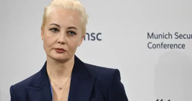 Pas urdhër arrestit, Rusia fut në listën e ekstremistëve dhe terroristëve Yulia Navalnayan