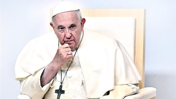 Papa u bëri thirrje liderëve fetarë që të luten për priftërinjtë e rinj, shkak rënia e anëtarësimeve