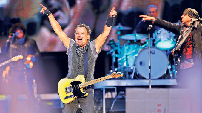 Bruce Springsteen bëhet pjesë e listës së miliarderëve të Forbes