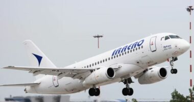 Rrëzohet një aeroplan rus në afërsi të Moskës, vdesin tre persona