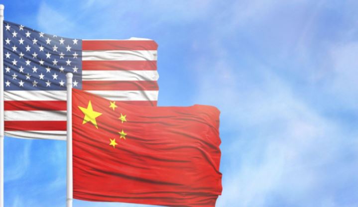 Kina pezullon konsultimet me SHBA-në për kontrollin e armëve: I shet armë Tajvanit