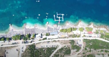 Çmimet e larta “trembin” pushuesit në jug/ Kasa: Shtrenjtim me 30%, po largohen turistët