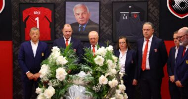 Homazhet në nderim të Bejkush Birçes, FSHF nderon legjendën e futbollit