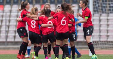 “UEFA Development”/ FSHF do të organizojë dy turne evropian të grupmoshës U-15 për vajza dhe djem
