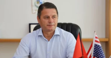 U hetua për shpërdorim detyre/ GJKKO pushon çështjen për kryetarin e Bashkisë Lezhë