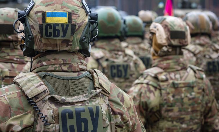 Po përgatisnin një sulm në parlament, shërbimet sekrete ukrainase arrestojnë disa persona