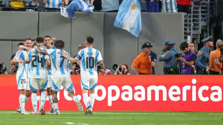 Argjentina sërish në finale, kampionët e botë kërkojnë titullin e dytë radhazi të Copa America
