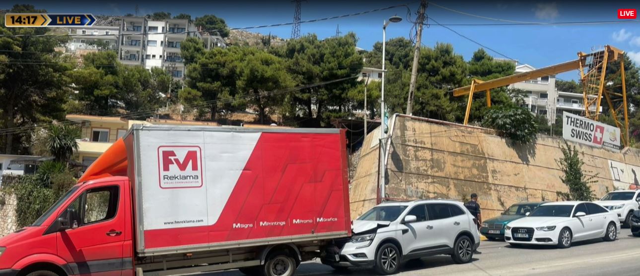 Aksident në Sarandë/ Katër automjete janë përplasur në Qaftë Gjashtë, një e plagosur