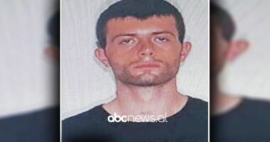 Vrasja e shqiptarit në burgun grek/ Publikohen pamjet, momenti kur dy të burgosurit sulmojnë me thikë Alfons Doçin