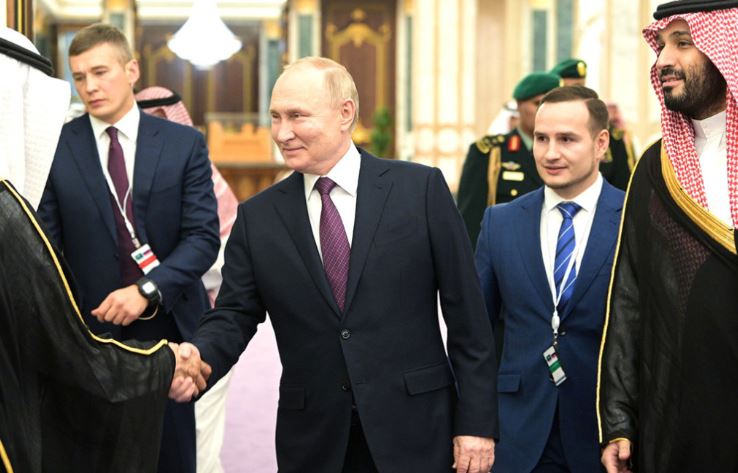 Arabia Saudite paralajmëron Europën: Mos përdorni asetet e Rusisë për të ndihmuar Ukrainën