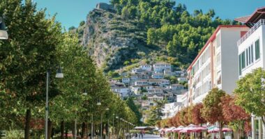 “Breaking Travel News”: Shqipëria, ‘Evropa e fshehur’ ku mund të kaloni pushime perfekte
