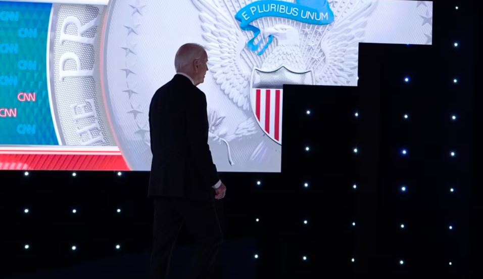 Presidenti Biden tërhiqet nga gara presidenciale, çfarë ndodh tani?