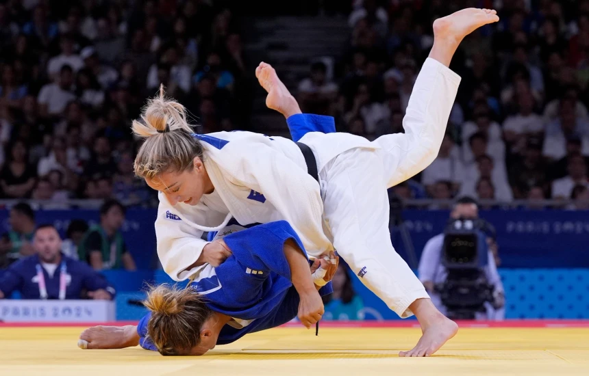 Lojërat Olimpike/ Krasniqi në finale, xhudistja “dardane” siguron medaljen e parë të Kosovës