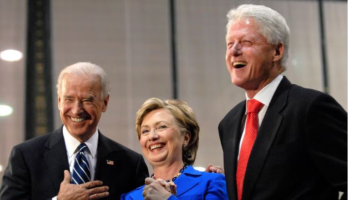 Clinton mbështesin Biden/ Bill e Hillary Clinton u kërkojnë donatorëve të financojnë fushatën